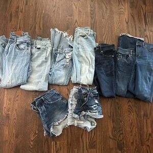 Levi's Women's Ankle & Cropped Jeans in Various Blue Shades